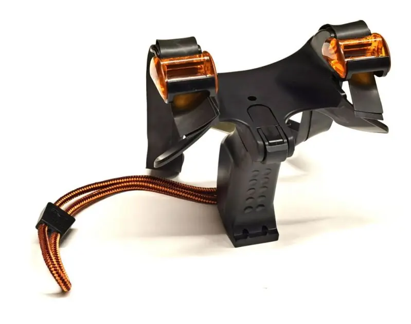 fionda saunders wrist rocket wing