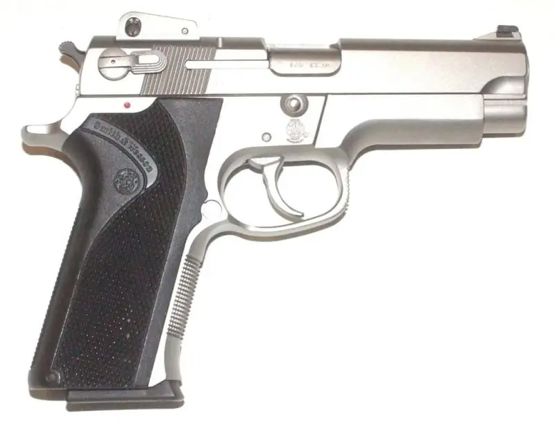 smith&wesson modello 4006 cal. 40 s&w pistola usata