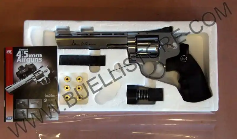 DAN WESSON REVOLVER 4.5