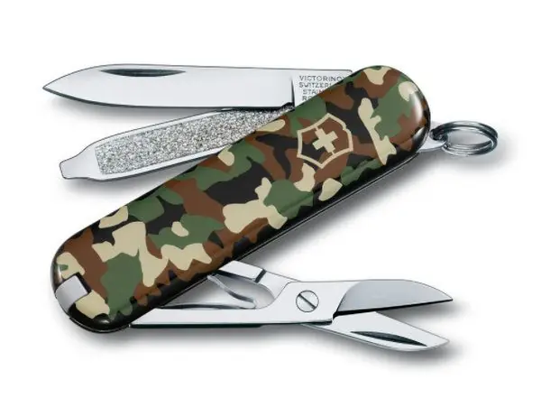 VICTORINOX CALSSIC SD CAMO