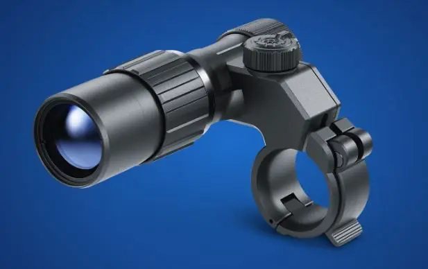 PULSAR ILLUMINATORE INFRAROSSO PER CANOCCHIALI.