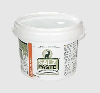 ATTRATTIVO "SALZ PASTE" PR CERVI E CAPRIOLI AROMA ANICE 2 KG