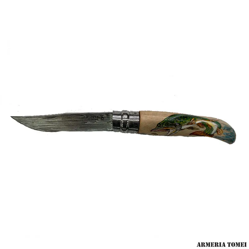COLTELLO - OPINEL - N.9 CARBONIO CON DISEGNO - SCENA SANPEI LUCCIO - REALIZZATO A MANO