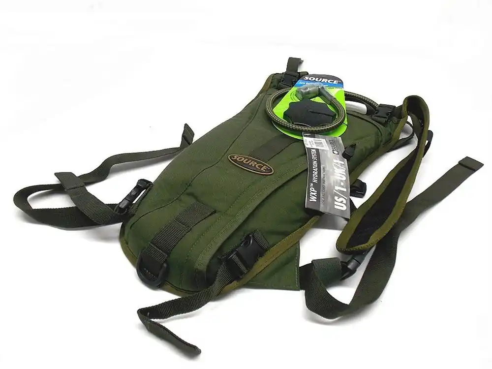 Sistema idratazione con zaino HS04 Source