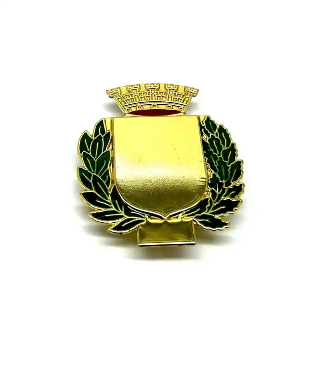Porta fregio in metallo da petto con alloro verde e corona
