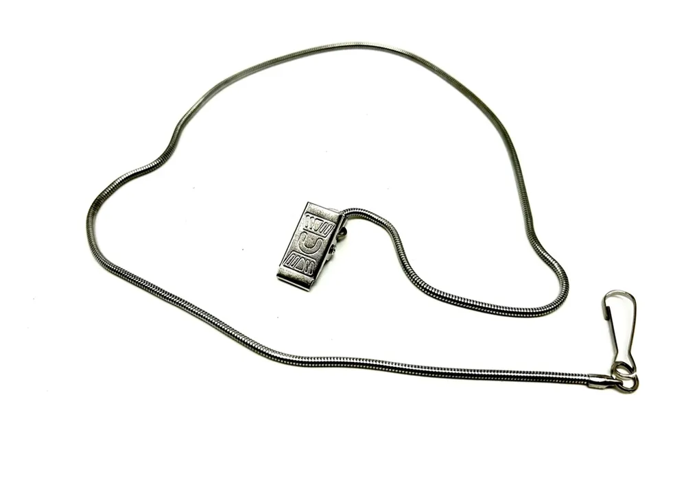Catenella cromata con pinza OE39 per fischietto