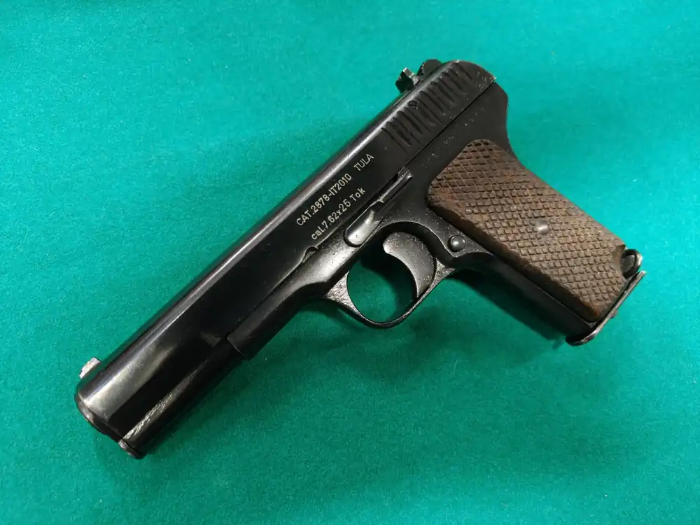 Arsenali militari di Tula pistola semiauto. mod. Tokarev TT-33 cal. 7.62 Tokarev