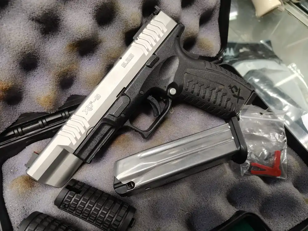 HS Produkt pistola semiauto. mod. XDm 5.25" cal. 9x21