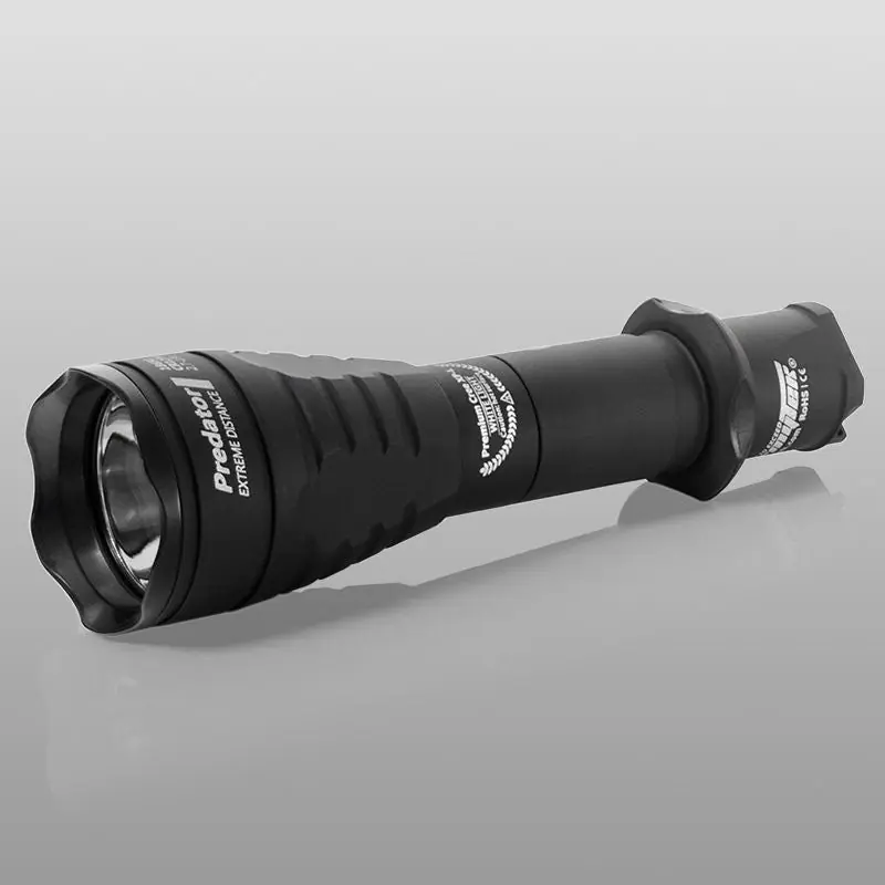 TORCIA A LED ARMYTEK PREDATOR XP-L HI